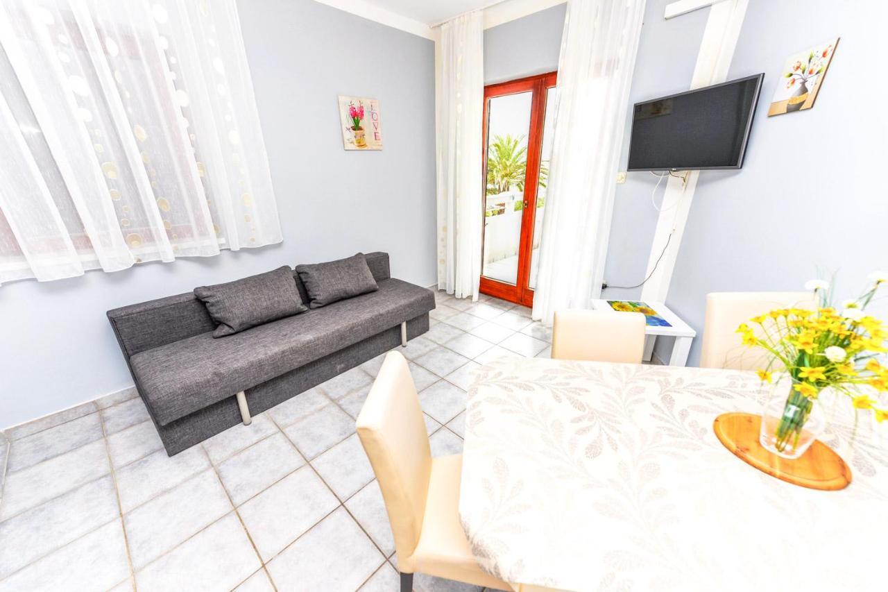 Apartments Hope Новаля Екстериор снимка